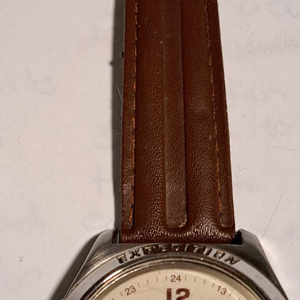 Timex expedition watch - Picture 10 of 16